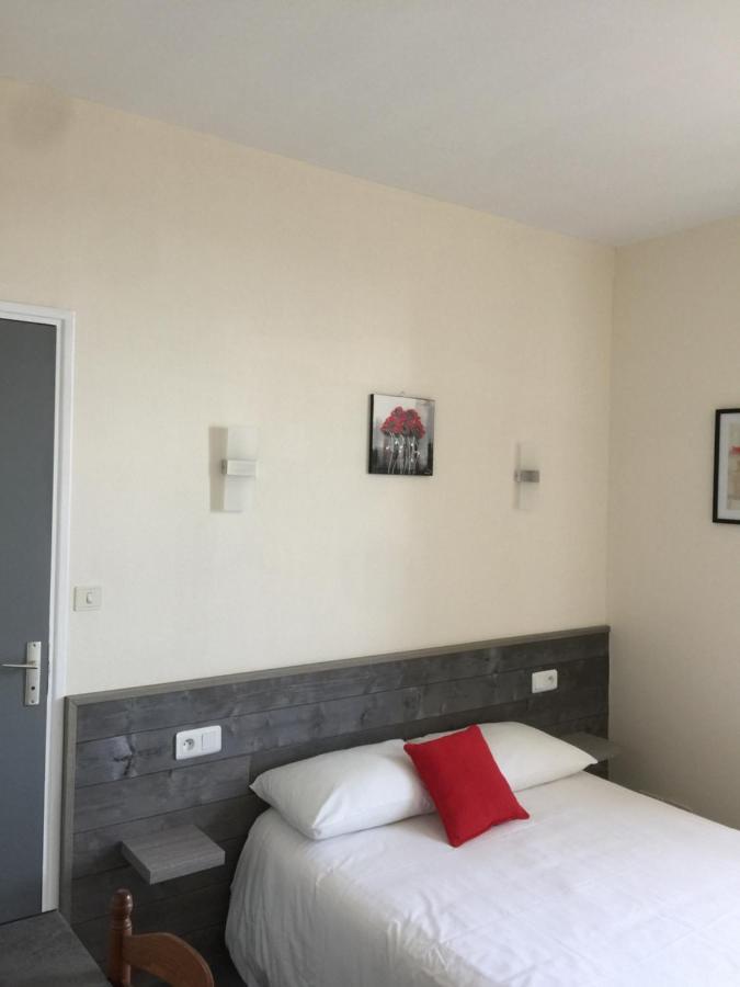 Hotel TGV Quimper Exterior foto